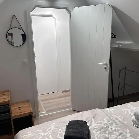 New Cozy Vacation Cottage, La Cabana, For 6 People